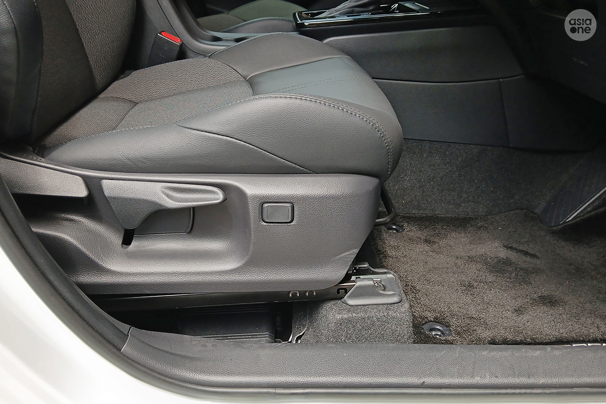 Toyota Corolla Cross seats